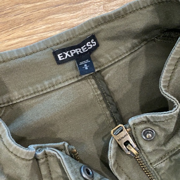 Express jacket Size medium - Picture 3 of 4